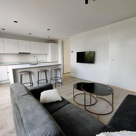 Apartment K50161 Modern Near The Center And Free Parking *