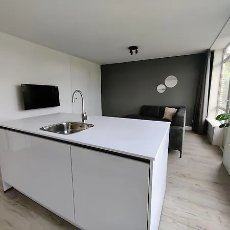 Apartment K50161 Modern Near The Center And Free Parking Eindhoven